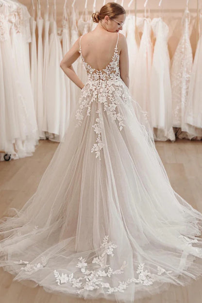 Wholesale Elegant Glitter Ivory A-Line Spaghetti Straps Long Wedding Dress with Appliques