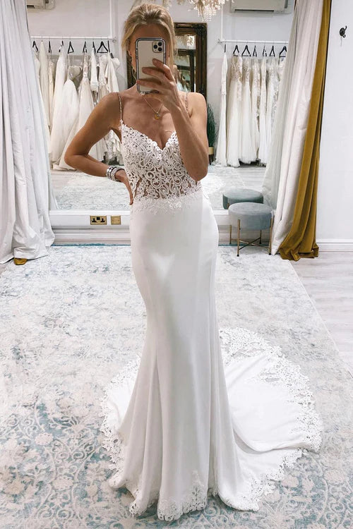 Wholesale Elegant White Mermaid Sweep Train Boho Long Mermaid Wedding Dress with Appliques