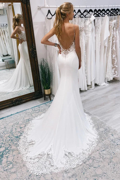 Wholesale Elegant White Mermaid Sweep Train Boho Long Mermaid Wedding Dress with Appliques