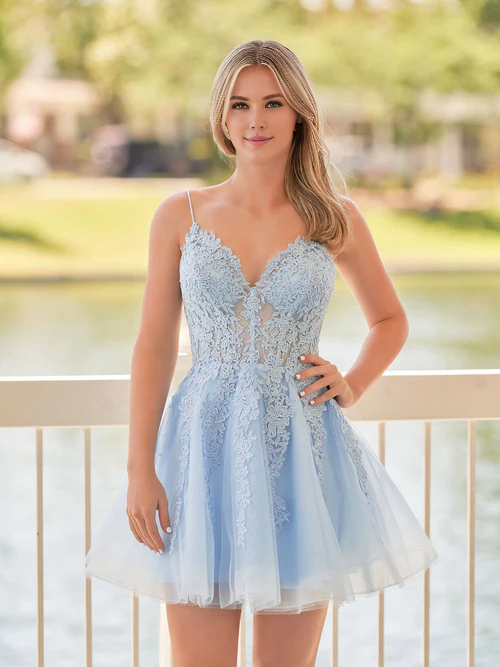 Wholesale A-Line Graduation Dresses Spaghetti-Straps Sky Blue Lace Homecoming Dress With Appliques