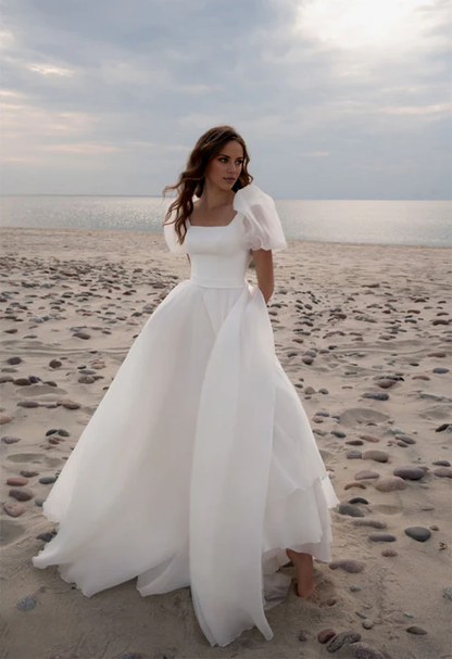 Wholesale Elegant A-Line Square Neck Short Sleeves Wedding Dresses with Train