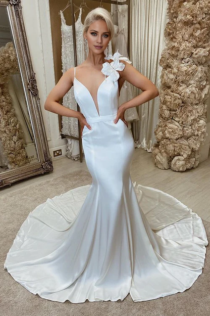 Wholesale Elegant White Satin Backless Mermaid Wedding Dress with Flowers