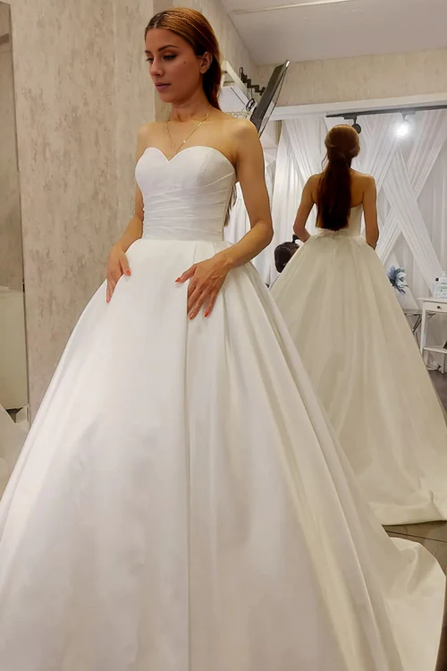 Wholesale Elegant Ivory Satin Sweetheart A-Line Sleeveless Wedding Dress