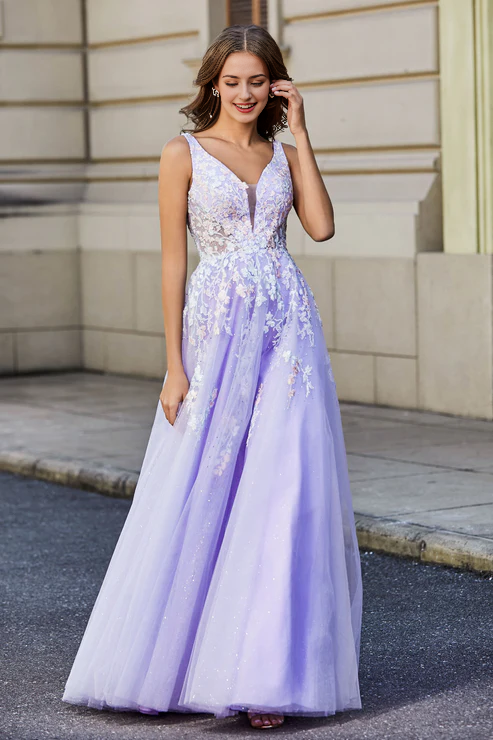 Wholesale Evening Dress Elegant Plunging V-neck Prom Dresses Tulle Long Gown