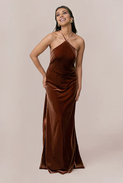 Wholesale Elegant Hanging The Neck And Exposing The Back Velvet Dress With Slit Formal Dress for Wedding Guest Dress