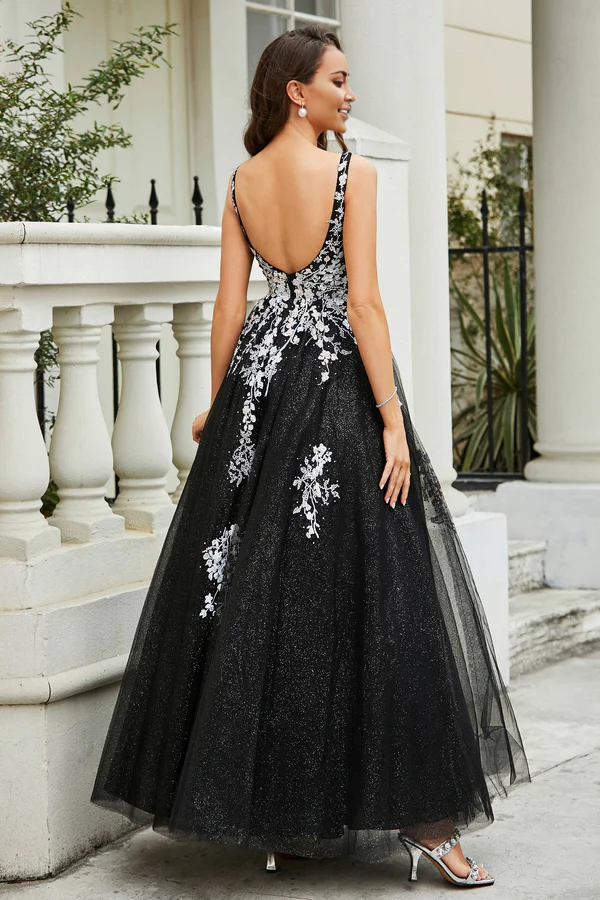 Wholesale Elegant Prom Dresses A-Line Plunging V-neck Evening Dress Tulle Gown