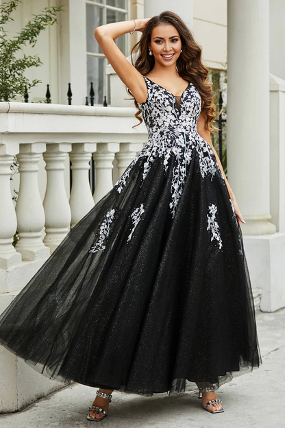 Wholesale Elegant Prom Dresses A-Line Plunging V-neck Evening Dress Tulle Gown