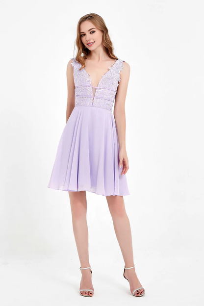 Wholesale Lilac Elegant Wedding Guest Dresses Deep V-neck Chiffon with Applique Short Dress Bridesmaid Dresses