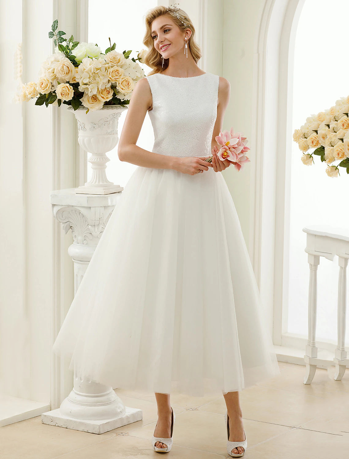 Wholesale Reception Sparkle & Shine Little White Dresses Wedding Dresses A-Line Scoop Neck Sleeveless Tea Length Tulle Bridal Gowns With Lace Sequin 2023 Summer Wedding Party