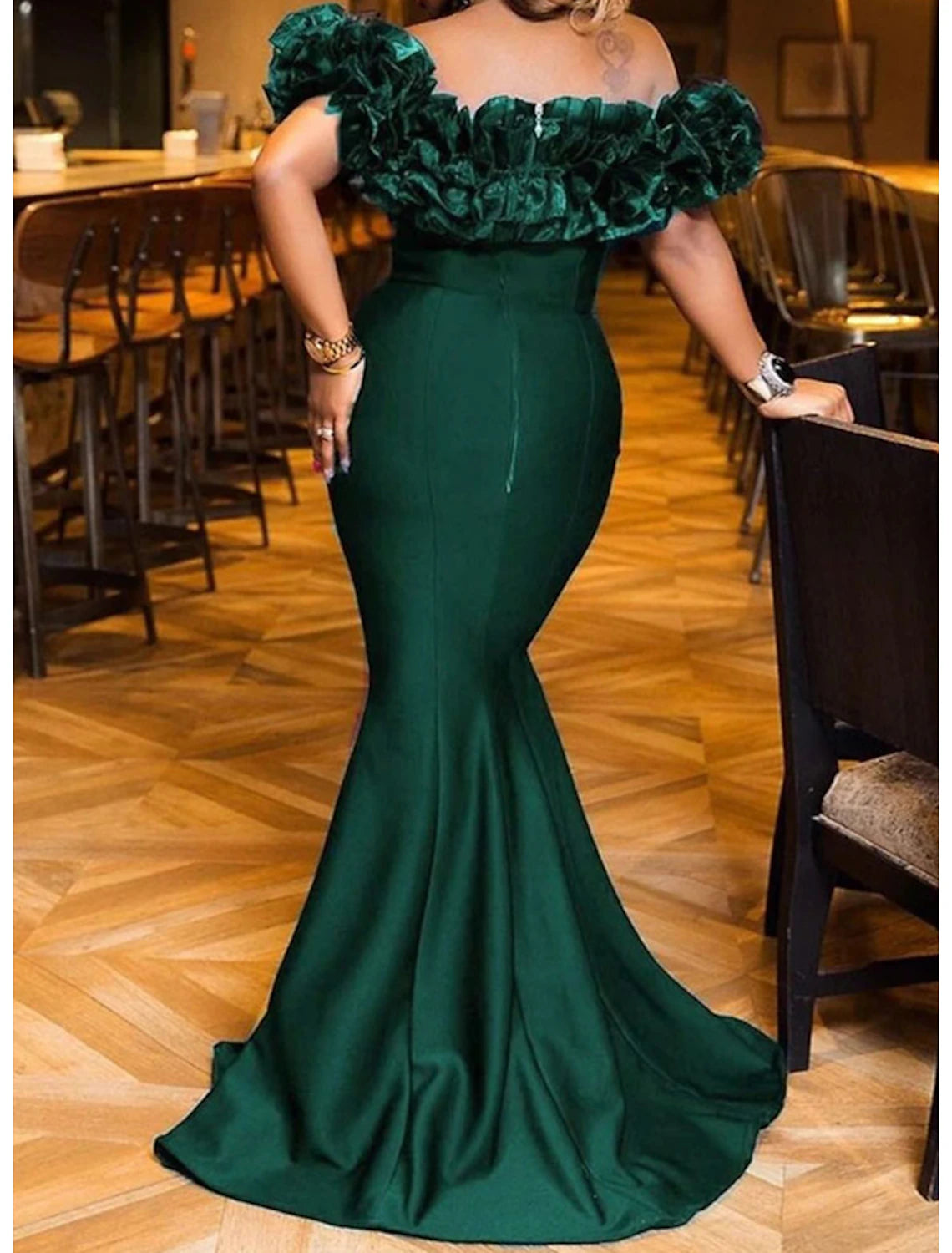 Wholesa Mermaid Evening Gown Emerald Green Dress Red Green Dress Engagement Sweep / Brush Train Short Sleeve Off Shoulder Stretch Satin with Sleek