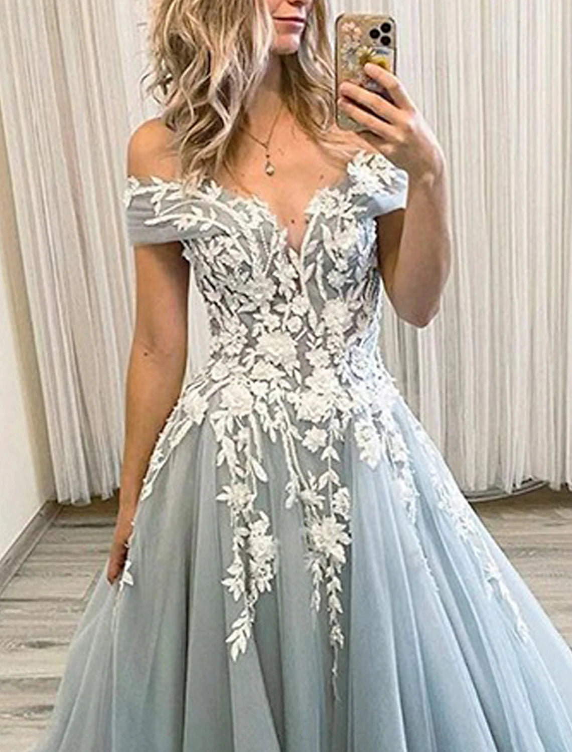 Wholesa Ball Gown Prom Dresses Princess Dress Formal Prom Floor Length Sleeveless Off Shoulder Organza Backless with Pleats Appliques