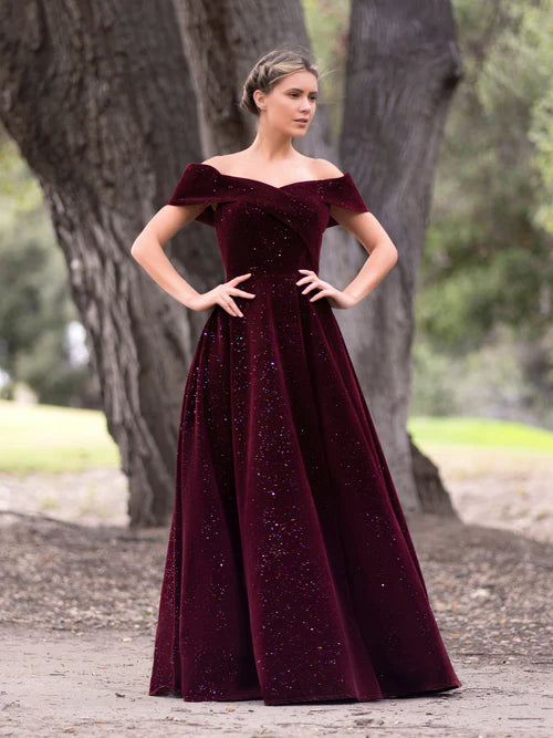 Wholesale Elegant Bateau Evening Dress Neckline Velvet Floor Length Prom Dress