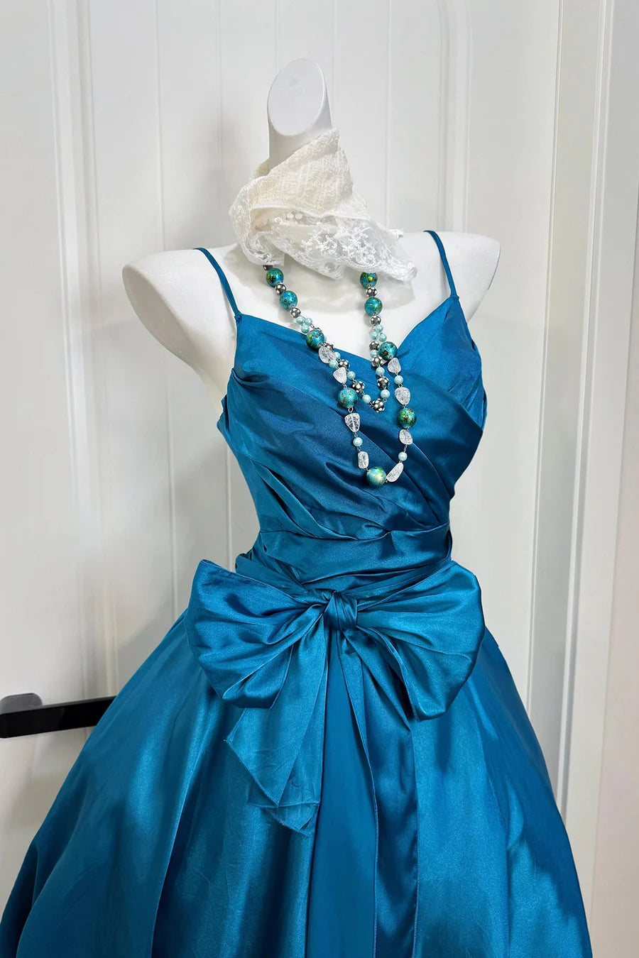 Aimishang Lovely Spaghetti Strap A Line Satin Birthday Party Dress Cute Graduation Homecoming Dress with Bow