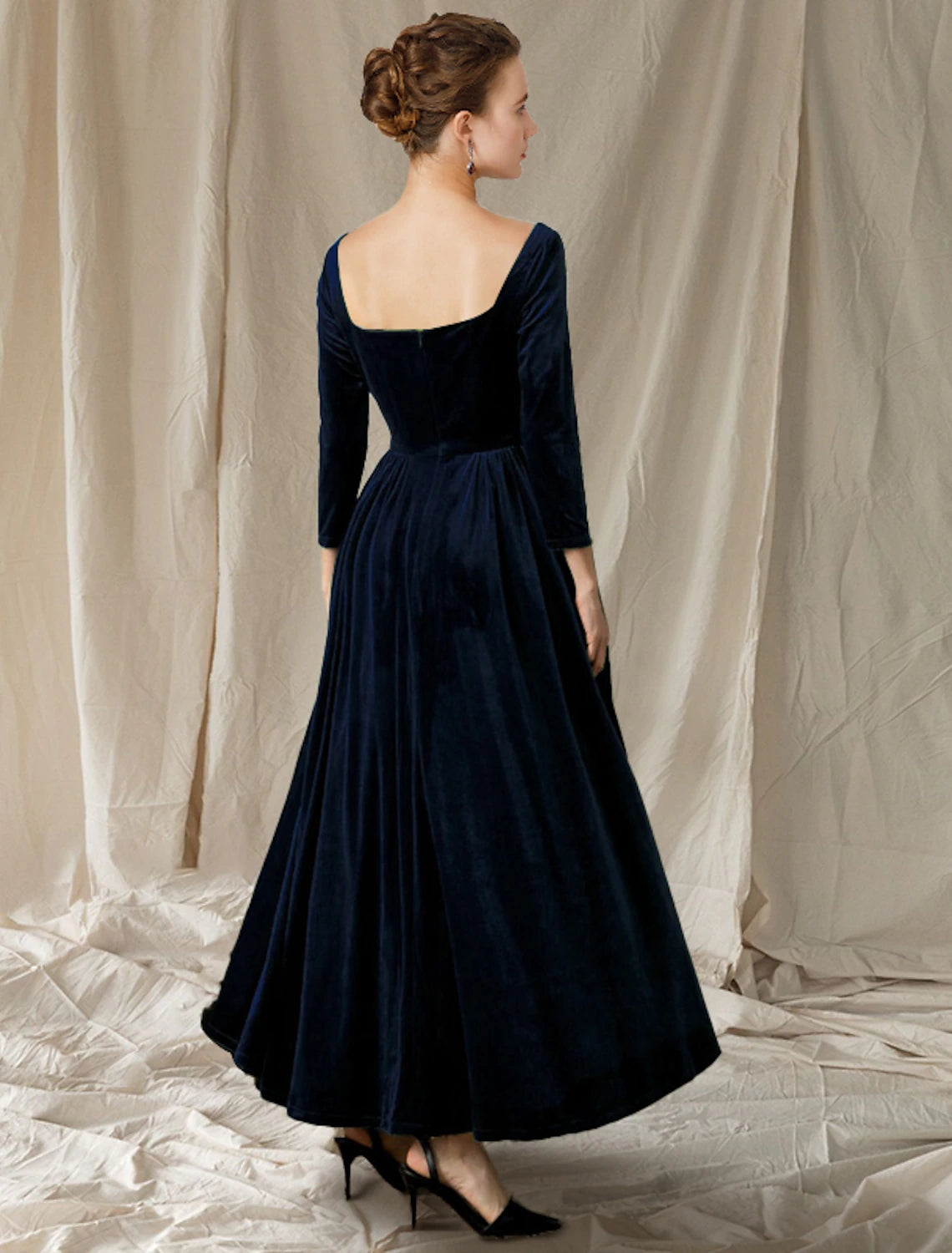 Wholesa  A-Line Mother of the Bride Dress Wedding Guest Elegant V Neck Ankle Length Velvet Long Sleeve with Pleats