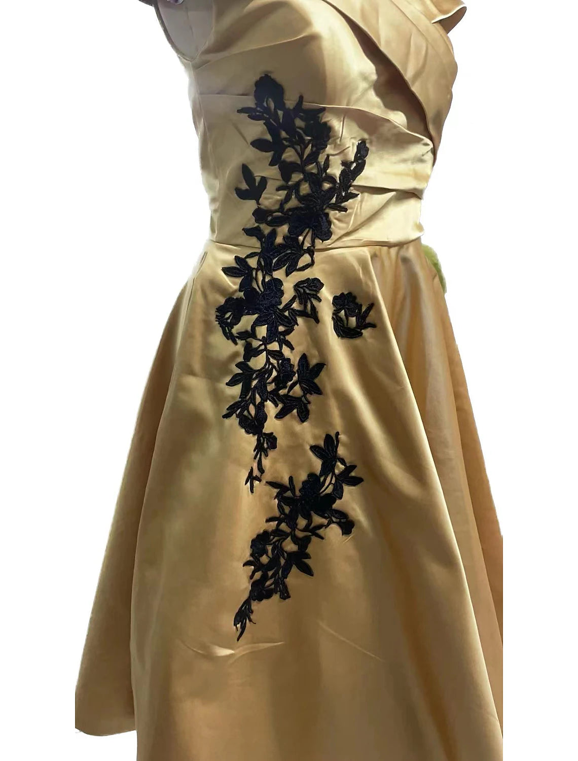 Wholesa  A-Line Cocktail Champagne Gold Dresses Vintage Dress Formal Wedding Guest Tea Length Sleeveless Off Shoulder Satin with Pleats Appliques