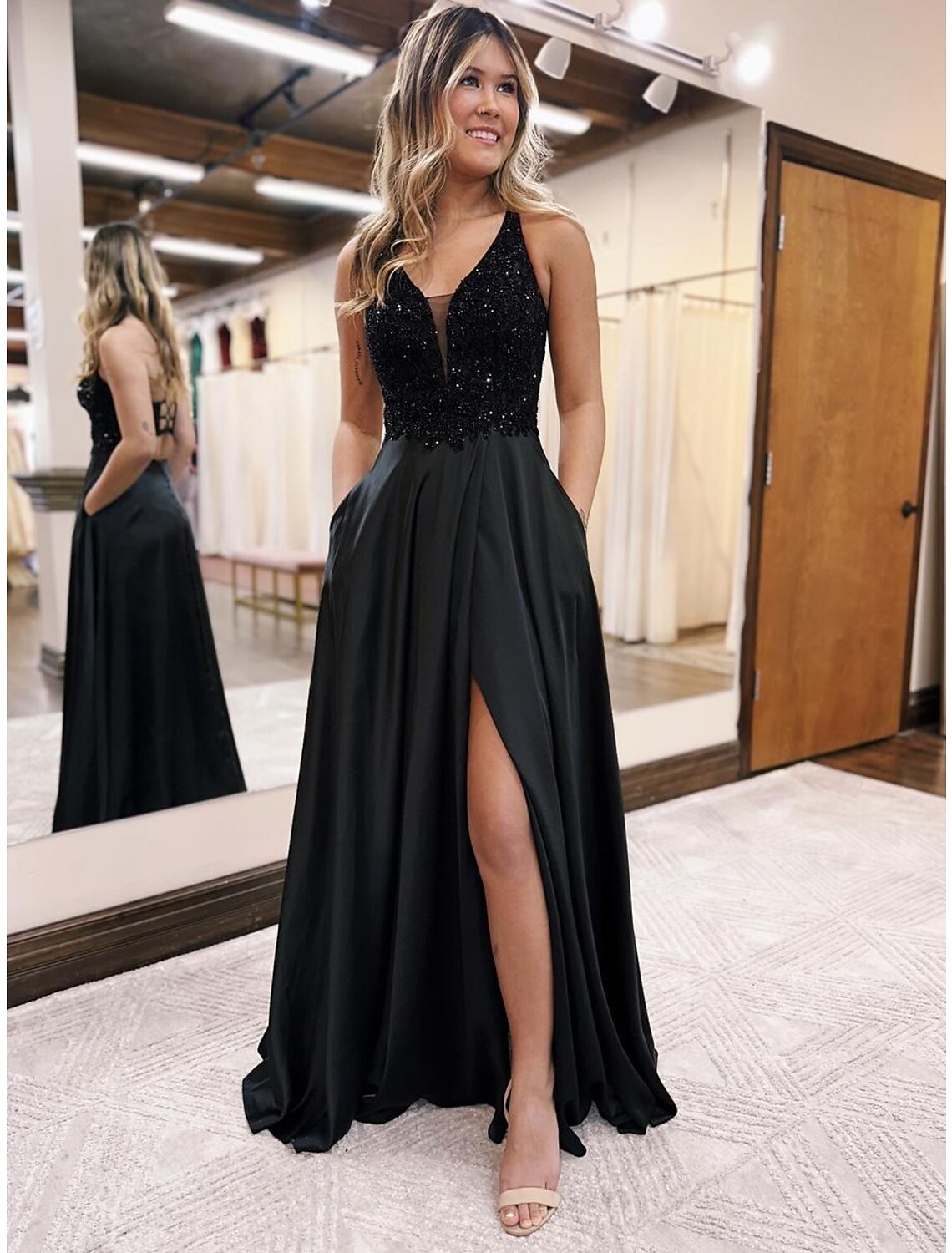 Wholesale A-Line Evening Gown Empire Dress Formal Floor Length Sleeveless V Neck Pocket Satin Backless with Beading Appliques