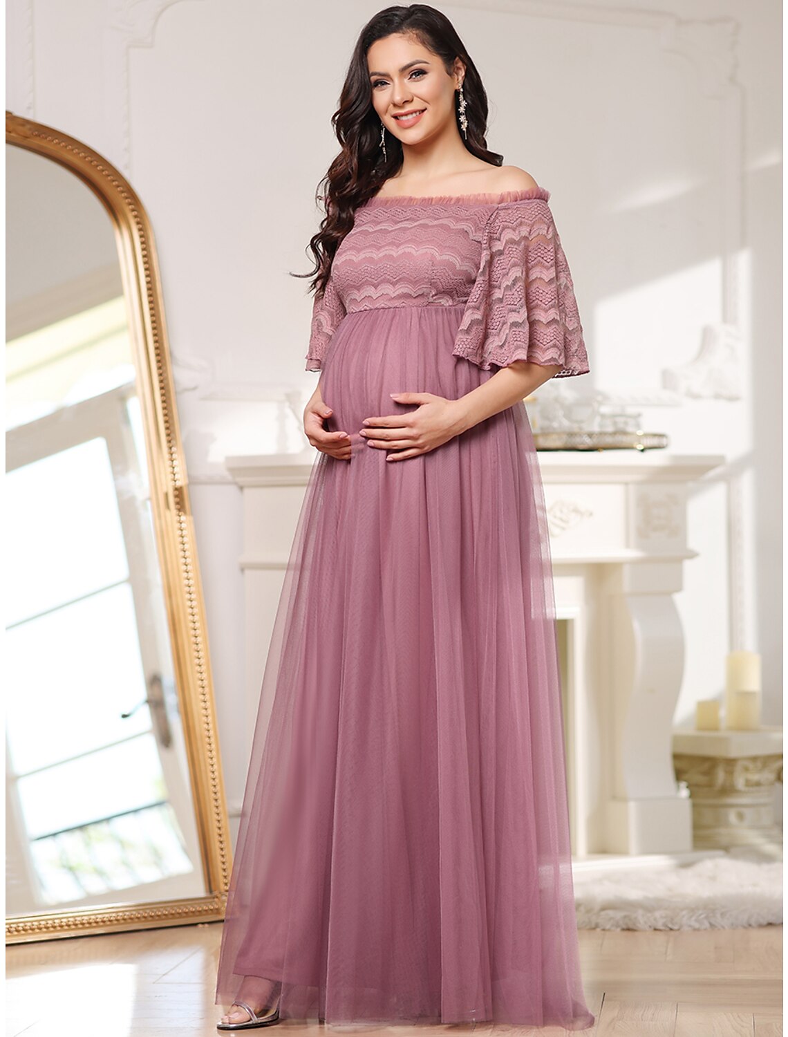 Wholesa A-Line Mother of the Bride Dress Maternity Elegant Off Shoulder Floor Length Lace Tulle Sleeveless with Tier