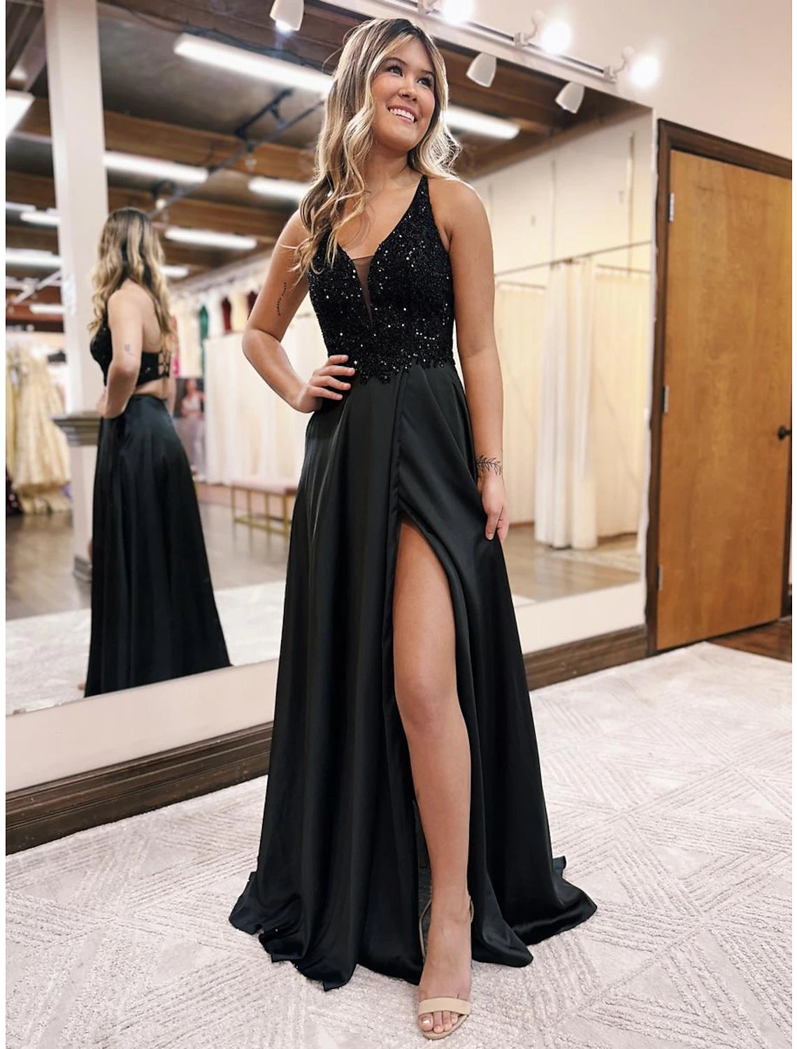 Wholesale A-Line Evening Gown Empire Dress Formal Floor Length Sleeveless V Neck Pocket Satin Backless with Beading Appliques