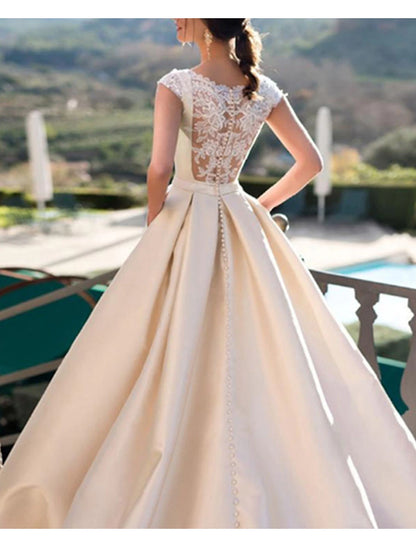 Wholesa Hall Royal Style Wedding Dresses A-Line Scoop Neck Sleeveless Court Train Satin Bridal Gowns With Pearls Appliques