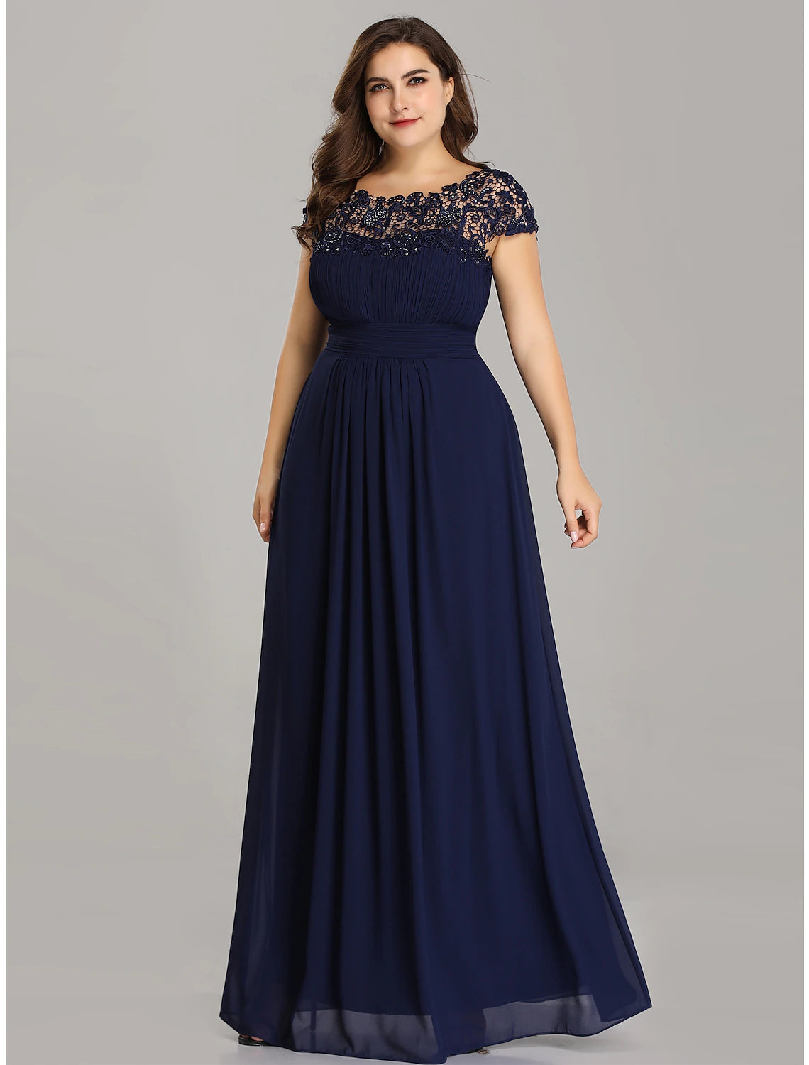 wholesale  A-Line Mother of the Bride Dress Wedding Guest Plus Size Jewel Neck Floor Length Chiffon Short Sleeve with Lace Ruching Fall