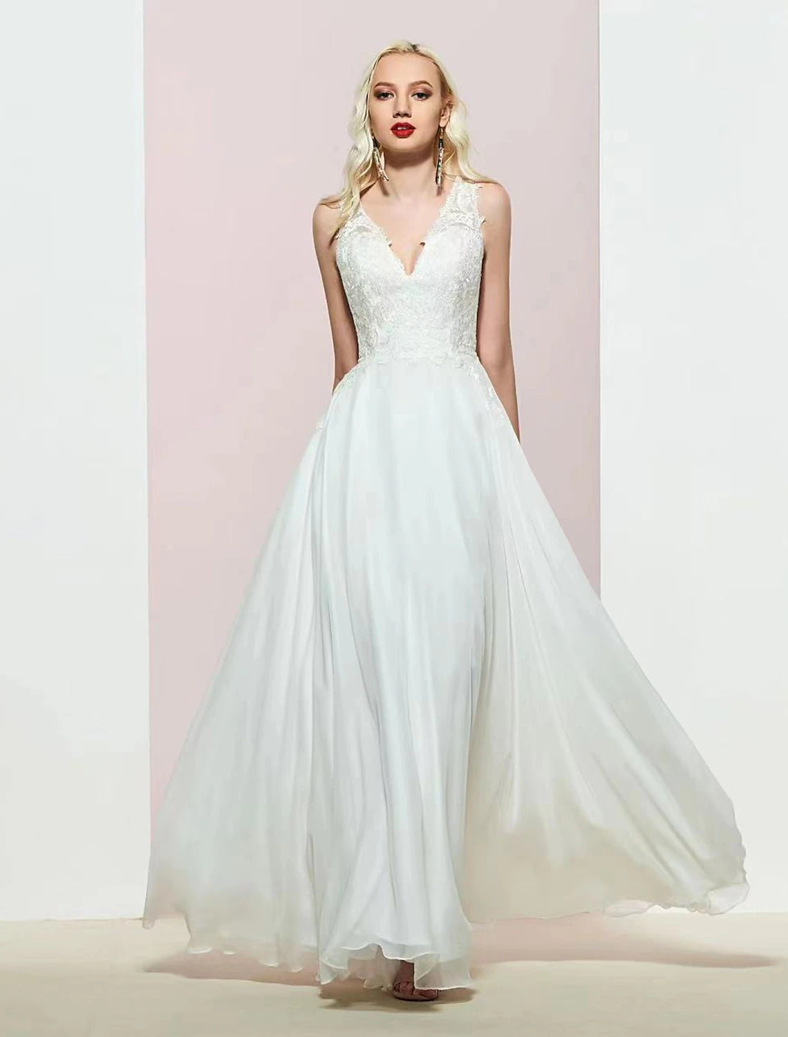 Wholesale A-Line Evening Gown Open Back Dress Wedding Party Floor Length Sleeveless V Neck Chiffon with Appliques