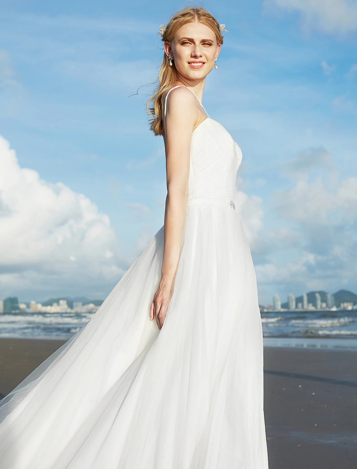 wholesale  Beach Wedding Dresses A-Line Spaghetti Strap Sleeveless Sweep / Brush Train Chiffon Bridal Gowns With Sashes / Ribbons