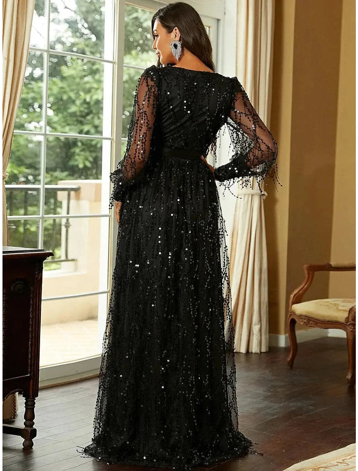 Wholesa A-Line Evening Gown Elegant Dress Formal Sweep / Brush Train Long Sleeve V Neck Sequined with Glitter Slit Strappy