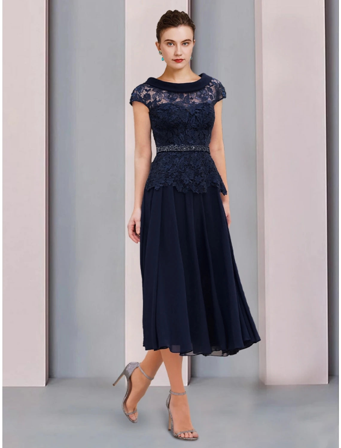 Wholesa  A-Line Mother of the Bride Dress Wedding Guest Elegant Scoop Neck Tea Length Chiffon Lace Short Sleeve with Sequin Ruching Solid Color