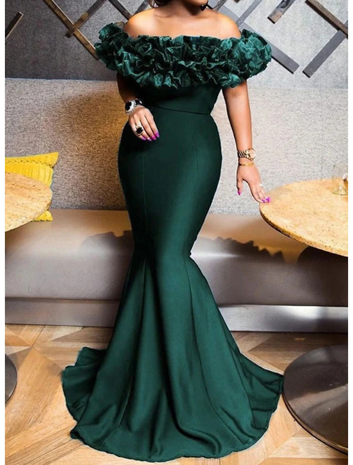 Wholesa Mermaid Evening Gown Emerald Green Dress Red Green Dress Engagement Sweep / Brush Train Short Sleeve Off Shoulder Stretch Satin with Sleek