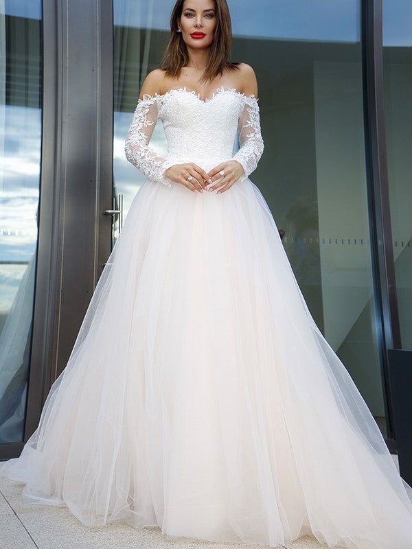 Wholesa  A-Line/Princess Long Sleeves Tulle Applique Off-the-Shoulder Court Train Wedding Dresses