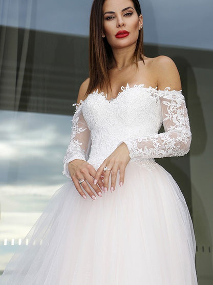 Wholesa  A-Line/Princess Long Sleeves Tulle Applique Off-the-Shoulder Court Train Wedding Dresses