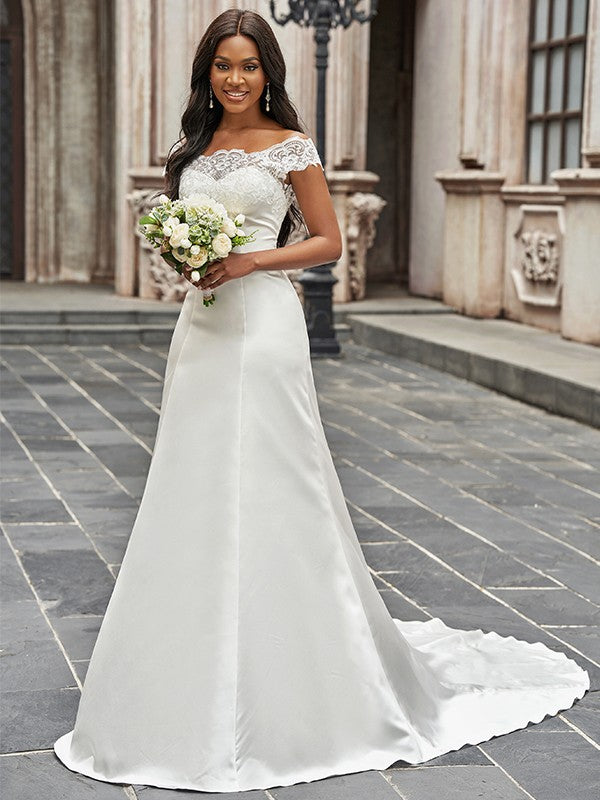 Wholesa  A-Line/Princess Scoop Satin Lace Sleeveless Chapel Train Wedding Dresses