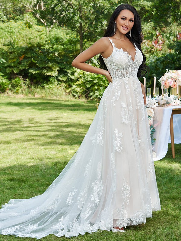 Wholesa  A-Line/Princess Lace Applique V-neck Sleeveless Sweep/Brush Train Wedding Dresses