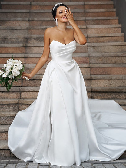 Wholesa  A-Line/Princess Satin Ruffles Sweetheart Sleeveless Chapel Train Wedding Dresses