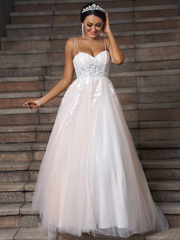 Wholesa A-Line/Princess Tulle Applique Sweetheart Sleeveless Sweep/Brush Train Wedding Dresses