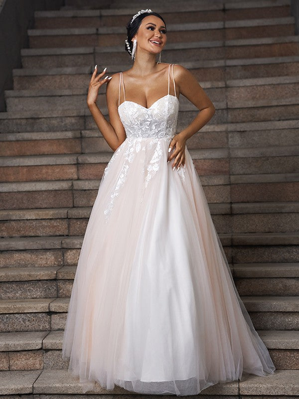 Wholesa A-Line/Princess Tulle Applique Sweetheart Sleeveless Sweep/Brush Train Wedding Dresses