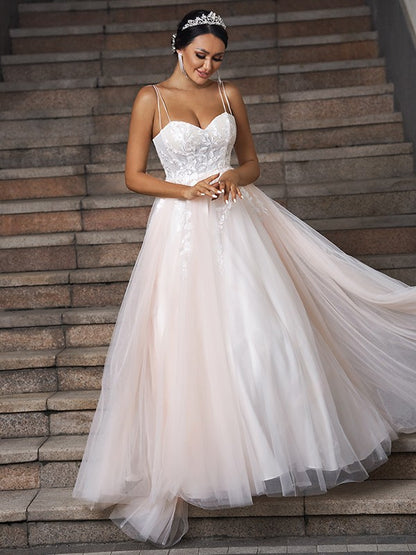 Wholesa A-Line/Princess Tulle Applique Sweetheart Sleeveless Sweep/Brush Train Wedding Dresses