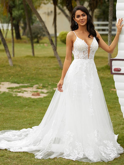 Wholesa  A-Line/Princess Tulle Applique V-neck Sleeveless Court Train Wedding Dresses