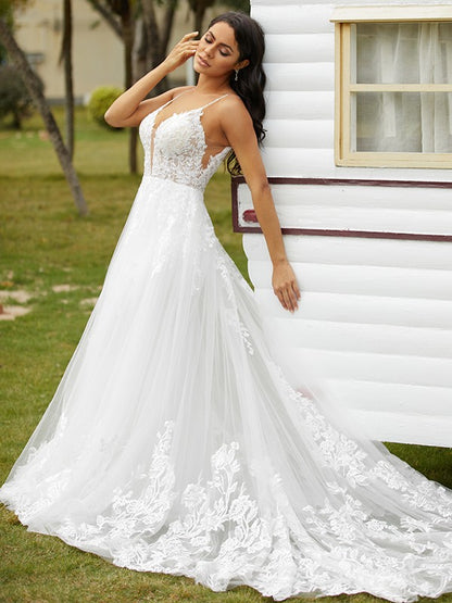 Wholesa  A-Line/Princess Tulle Applique V-neck Sleeveless Court Train Wedding Dresses