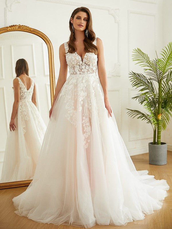 Wholesa  A-Line/Princess Tulle Applique V-neck Sleeveless Chapel Train Wedding Dresses