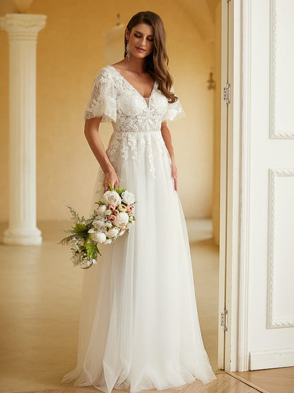 Wholesa A-Line/Princess Tulle Lace V-neck Short Sleeves Floor-Length Wedding Dresses