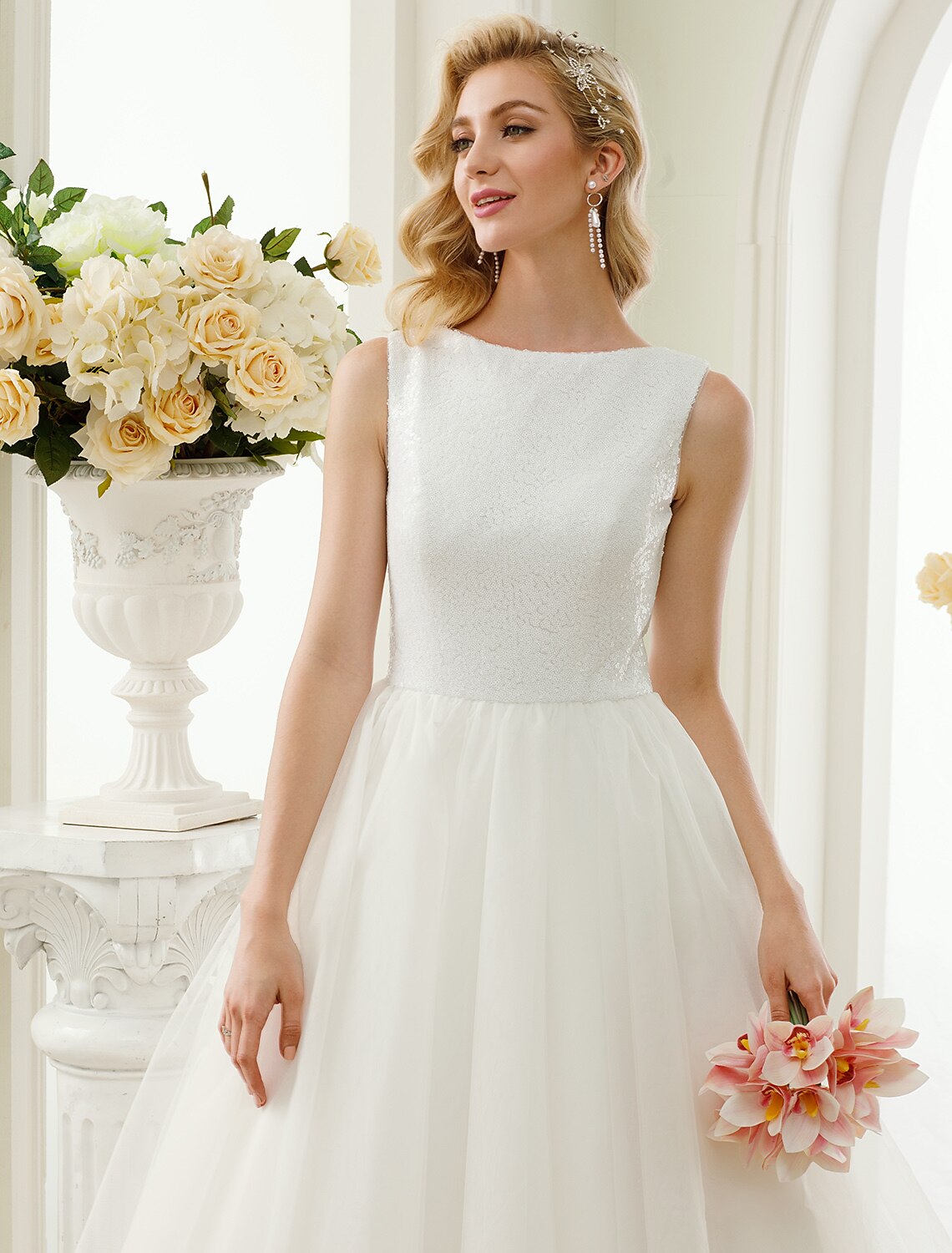 Wholesale Reception Sparkle & Shine Little White Dresses Wedding Dresses A-Line Scoop Neck Sleeveless Tea Length Tulle Bridal Gowns With Lace Sequin 2023 Summer Wedding Party