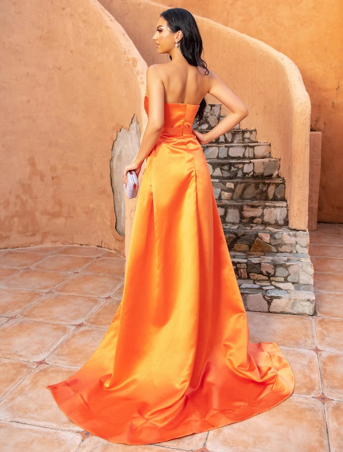 Wholesa A-Line Evening Gown Celebrity Style Dress Formal Sweep / Brush Train Sleeveless V Neck Satin with Crystals Slit