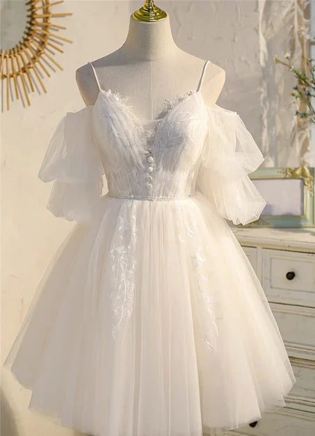 Spaghetti Strap V-neck Lace Homecoming Dress Tulle Short Prom Dress Wholesale