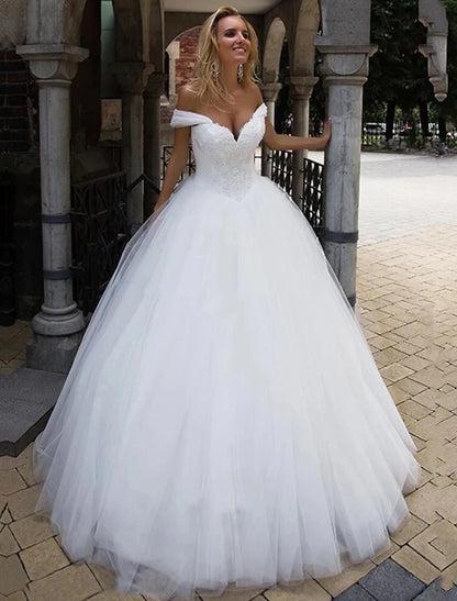 Wholesale Wedding Dresses Ball Gown Off Shoulder Cap Sleeve Chapel Train Tulle Bridal Gowns With 2023 Summer Wedding Party