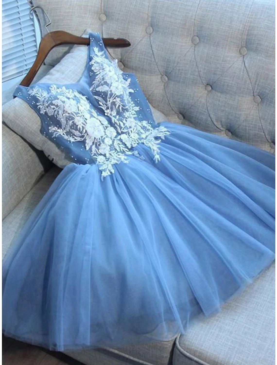 Wholesa A-Line Homecoming Dresses Color Block Dress Graduation Short / Mini Sleeveless V Neck Tulle with Appliques