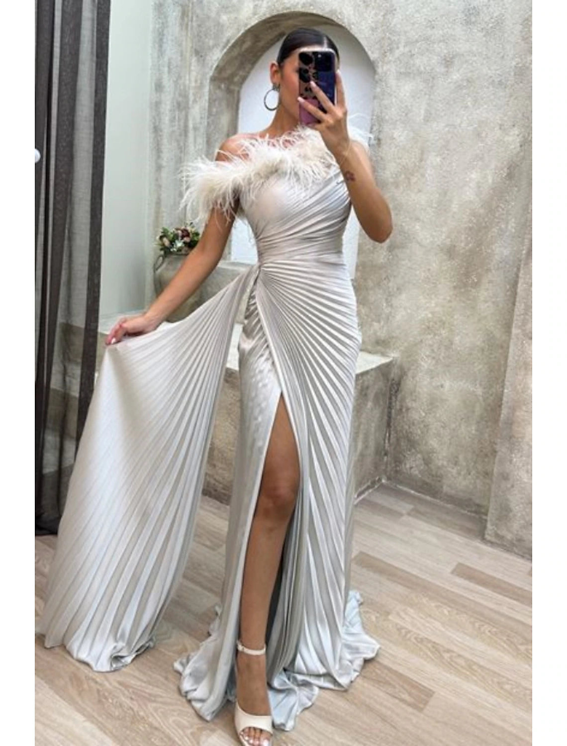 Wholesa A-Line Evening Gown High Split Dress Formal Fall Sweep / Brush Train Sleeveless Off Shoulder Satin with Feather Pleats Slit