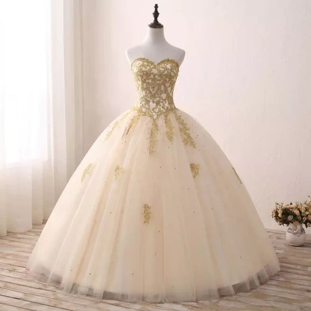 Beautiful Light Champagne Ball Gown Party Dress Sweet 16 dress with Gold Applique Prom Dress Wholesale