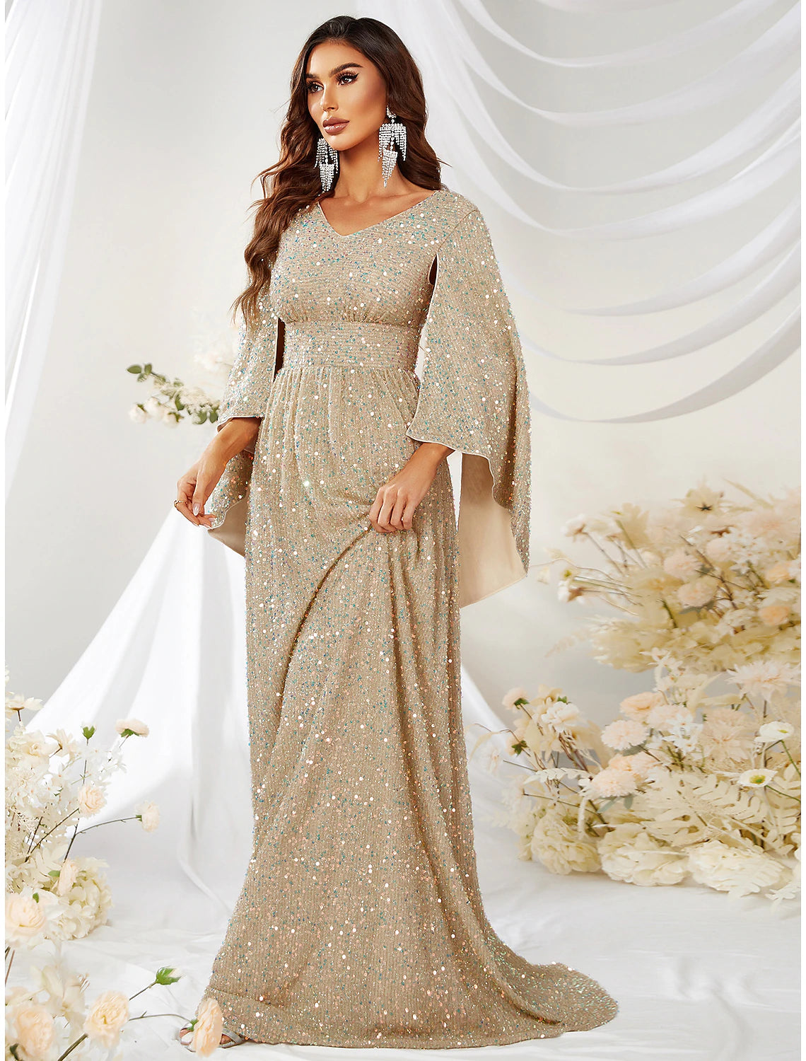 Wholesa A-Line Evening Gown Sparkle & Shine Dress Formal Wedding Sweep / Brush Train Long Sleeve V Neck Capes Polyester with Sequin