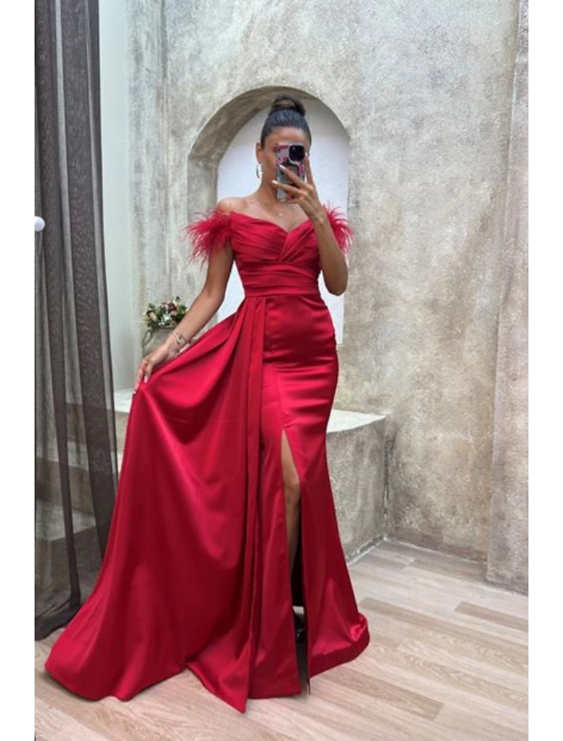 Wholesa A-Line Evening Gown High Split Dress Formal Fall Sweep / Brush Train Short Sleeve Off Shoulder Satin with Feather Ruched Slit